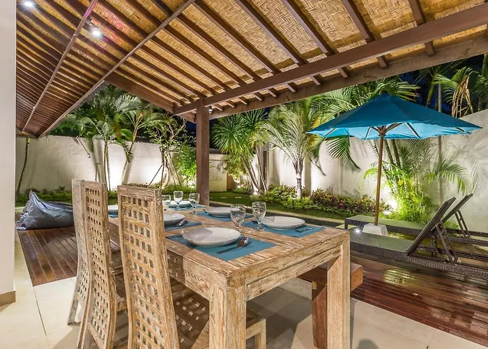 4 Bedrooms, Private Pool, 700m