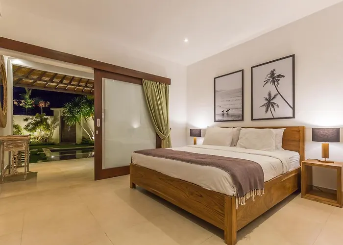 4 Bedrooms, Private Pool, 700m 塞米亚克